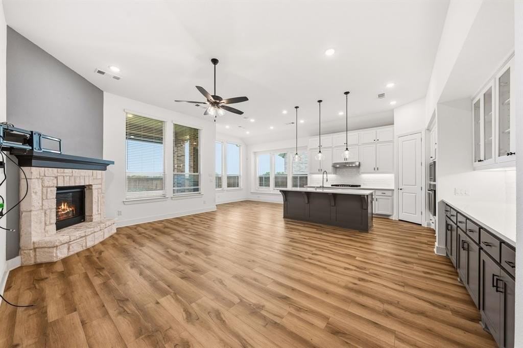 1111 Briar Oak Ln - Photo 4 of 26