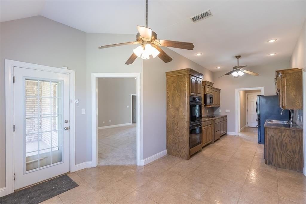 4426 Sierra Sunset - Photo 5 of 40