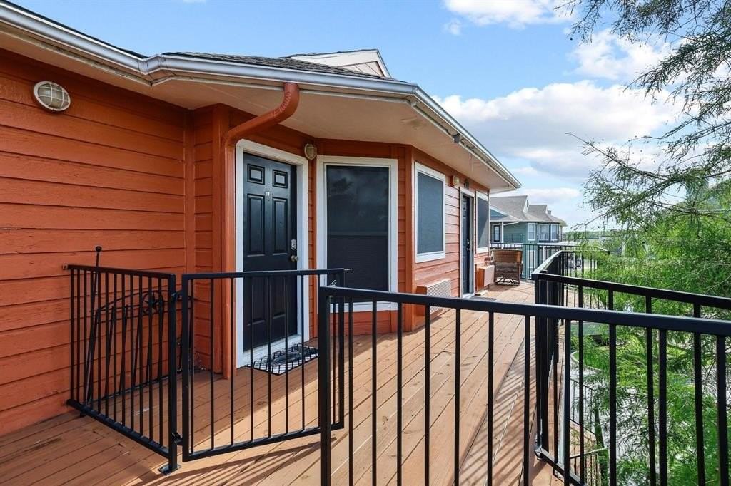 2164 Tanglewood Blvd #D311 - Photo 4 of 24