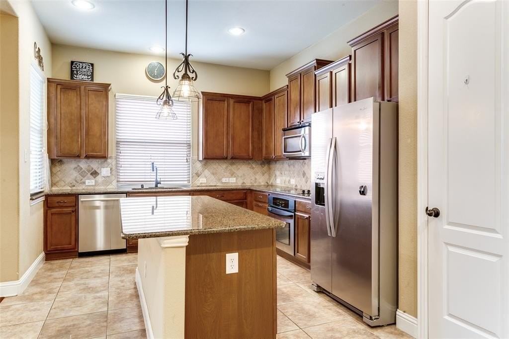 224 Wallington Way - Photo 5 of 15