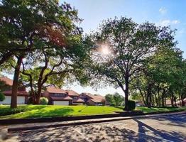 featured image of 742 Oakwood Trl