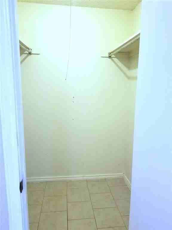 407 Gatewood Rd #407 - Photo 4 of 6