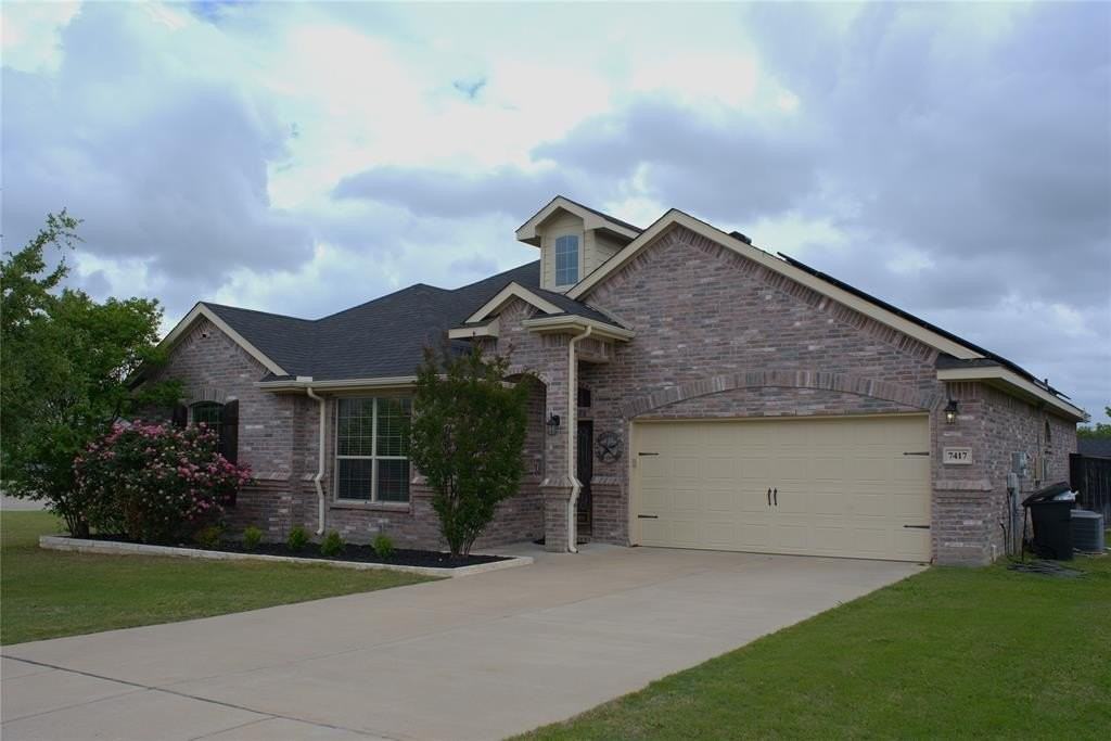 7417 Caladium Ln - Photo 2 of 19