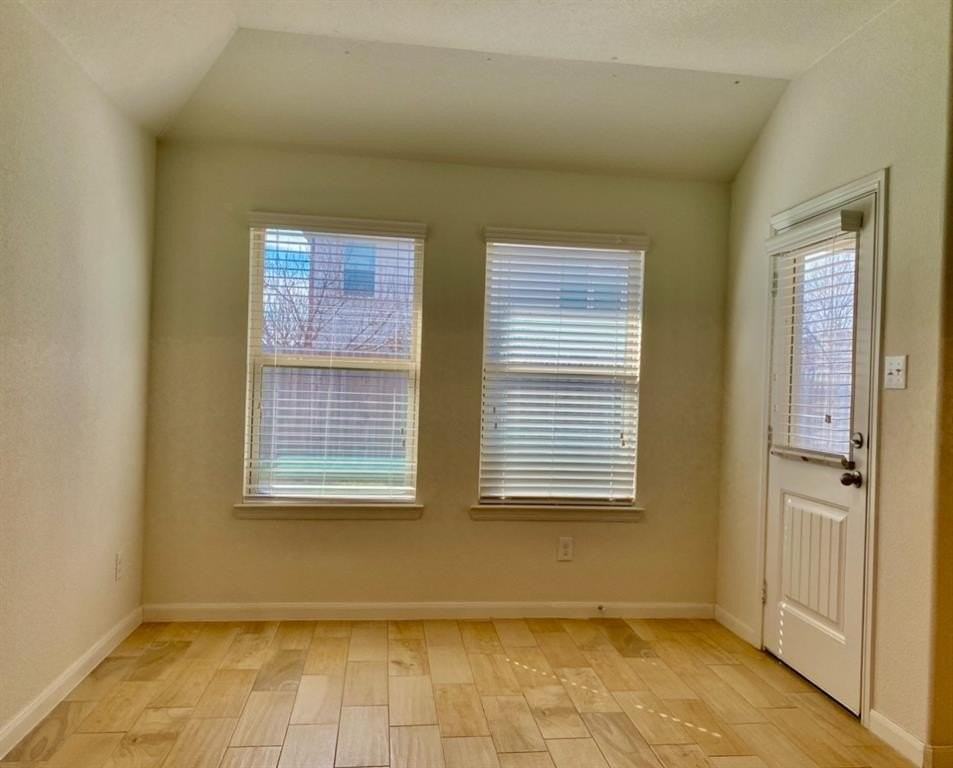 122 Rain Cloud Dr - Photo 5 of 19