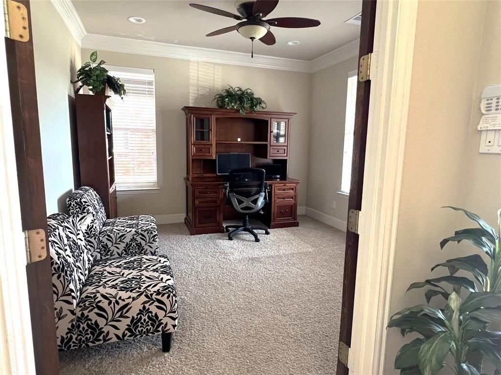 3325 Leanne Dr - Photo 4 of 28