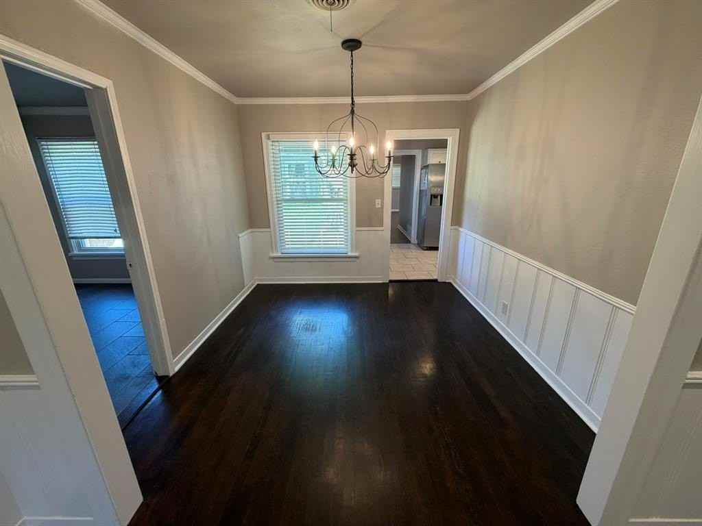 4332 Calmont Ave - Photo 5 of 25