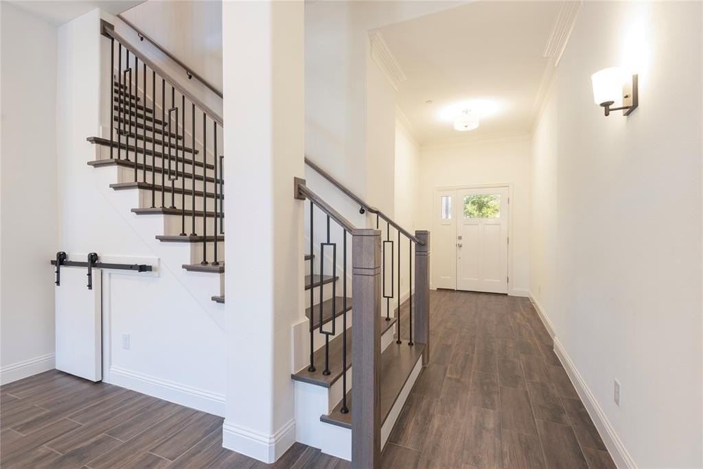 107 Harwood Dr #C13 - Photo 6 of 30