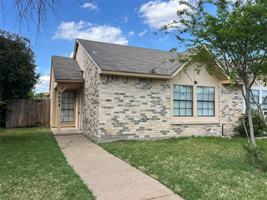featured image of 4604 Nervin St