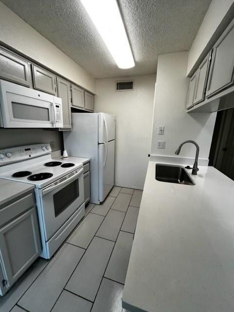 5750 Phoenix Dr #19 - Photo 2 of 8