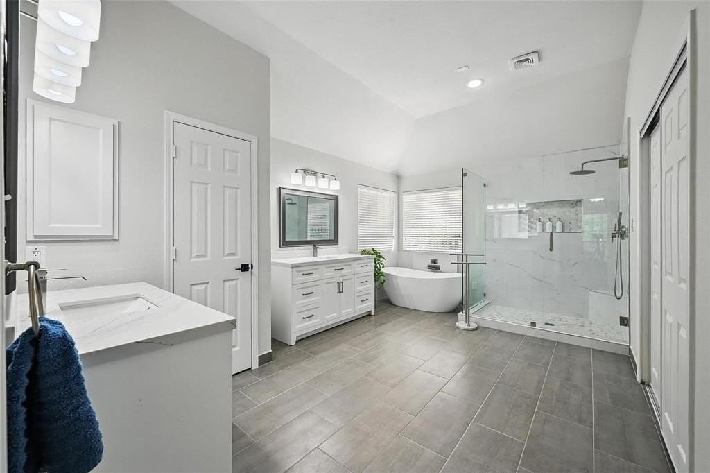 1500 Cool Springs Dr - Photo 5 of 19