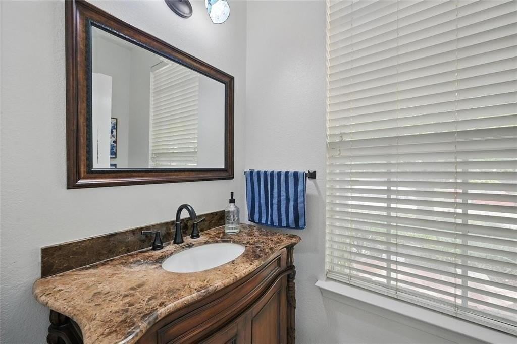 1500 Cool Springs Dr - Photo 6 of 19