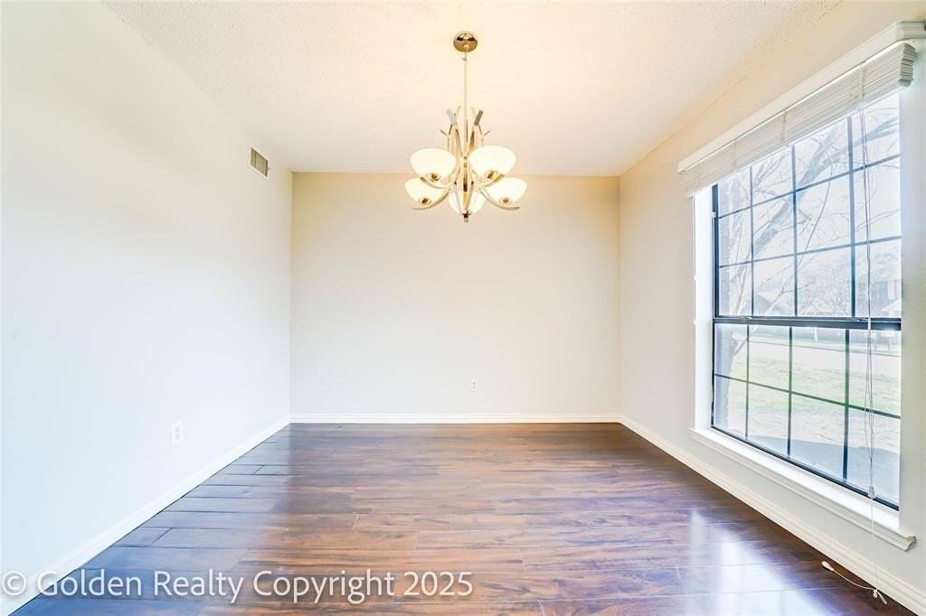 1408 Spring St - Photo 6 of 24