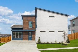 featured image of 7636 Trailridge Dr