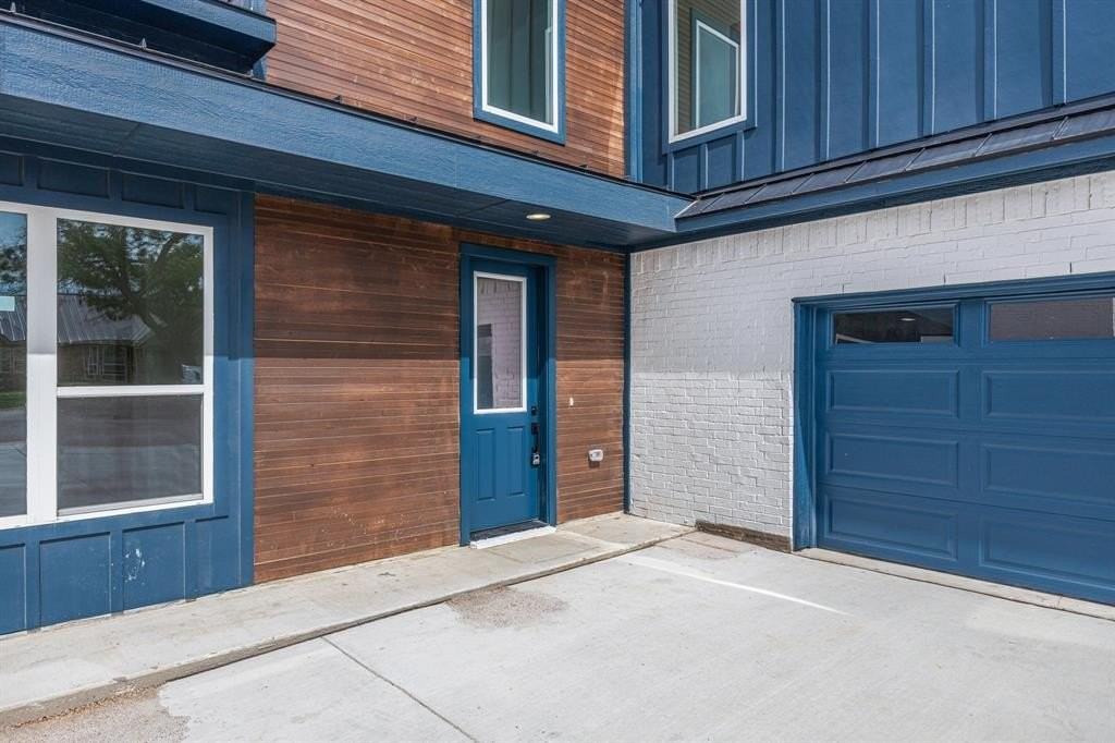 7636 Trailridge Dr - Photo 4 of 31