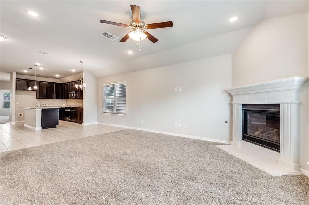 6214 Halton Dr - Photo 4 of 12