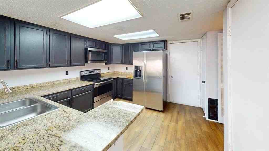 6812 Century Cir - Photo 4 of 19