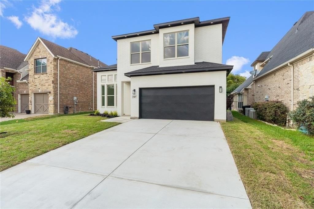 907 Saint George Pl - Photo 2 of 30