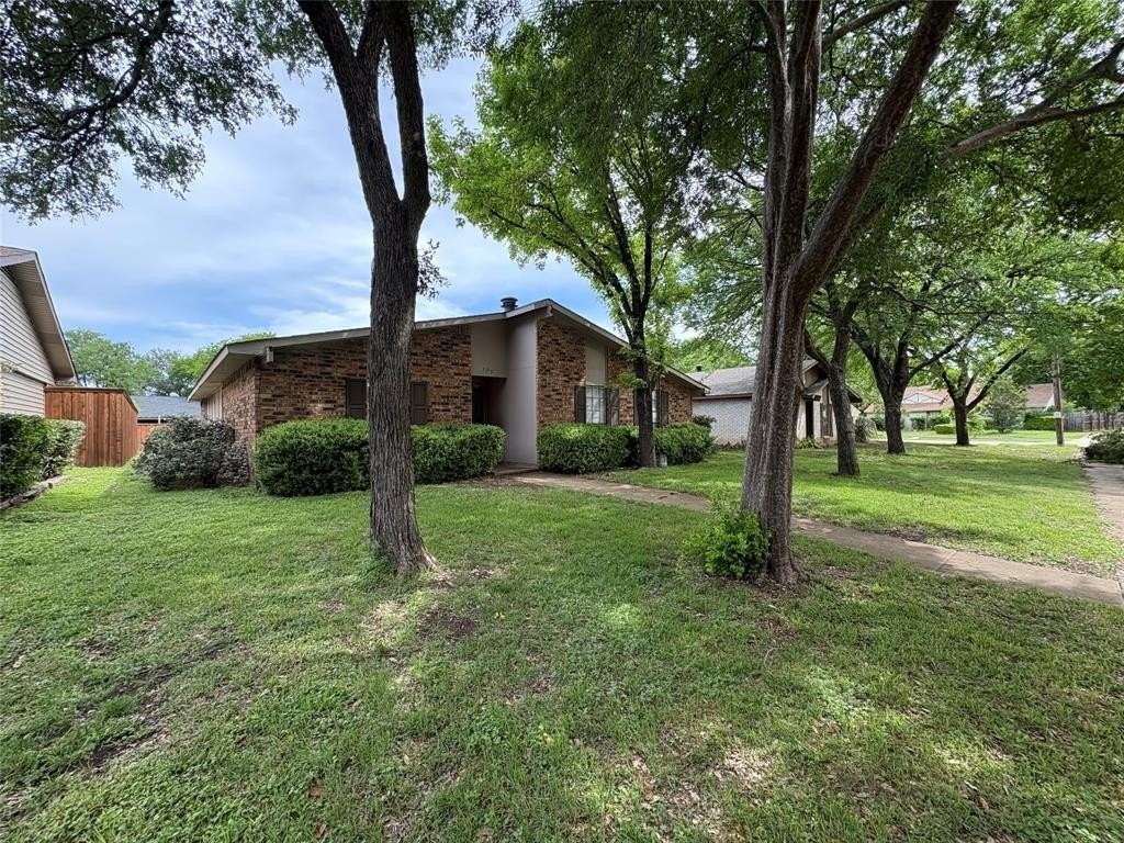 7103 Hardwood Trl - Photo 2 of 18