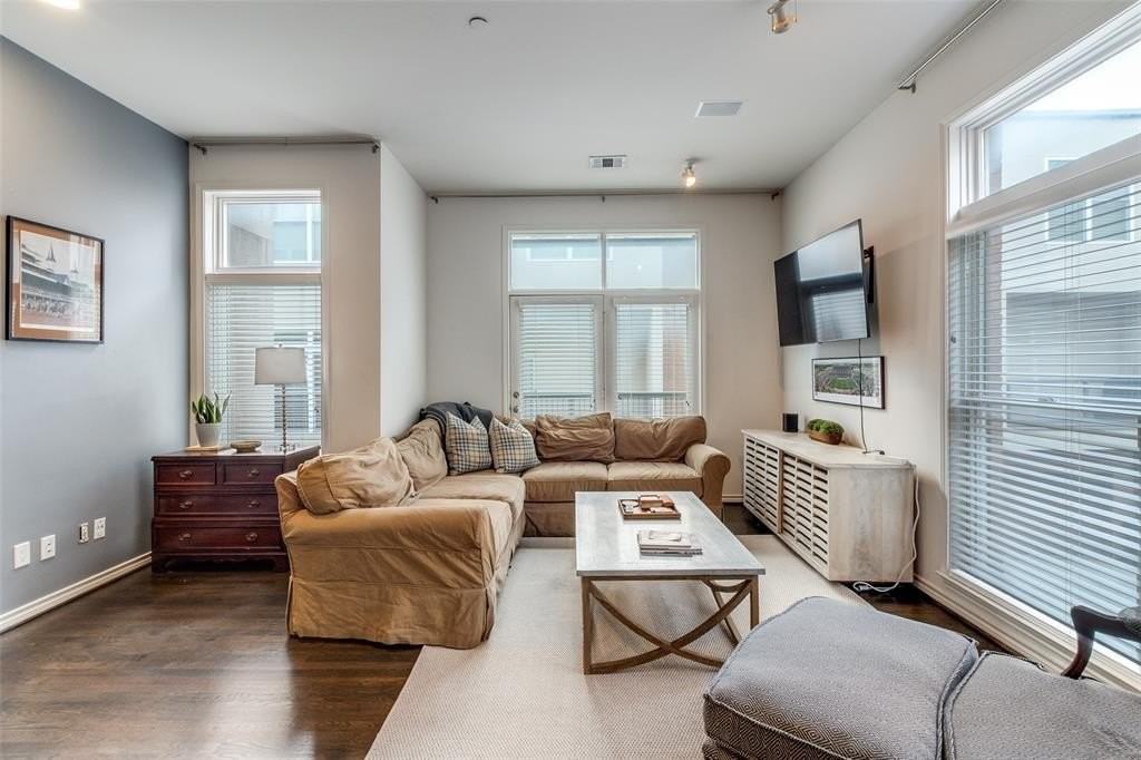 4310 Buena Vista St #23 - Photo 6 of 19