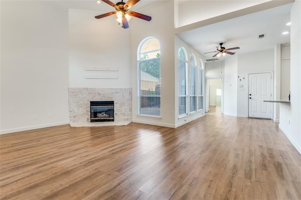 3610 Granbury Dr - Photo 5 of 25