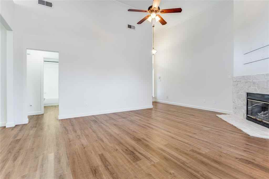 3610 Granbury Dr - Photo 7 of 25