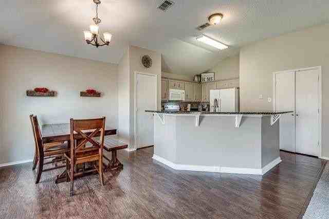 3005 Dove Valley Ln - Photo 6 of 21