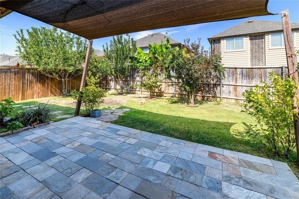 4533 Redbridge Dr - Photo 2 of 26