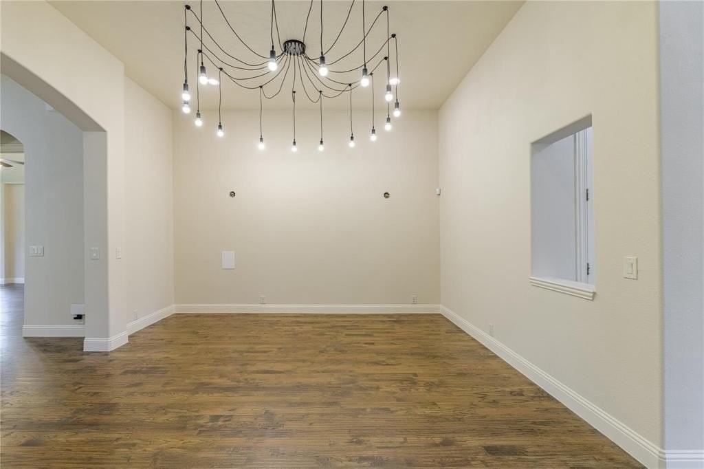 4533 Redbridge Dr - Photo 7 of 26