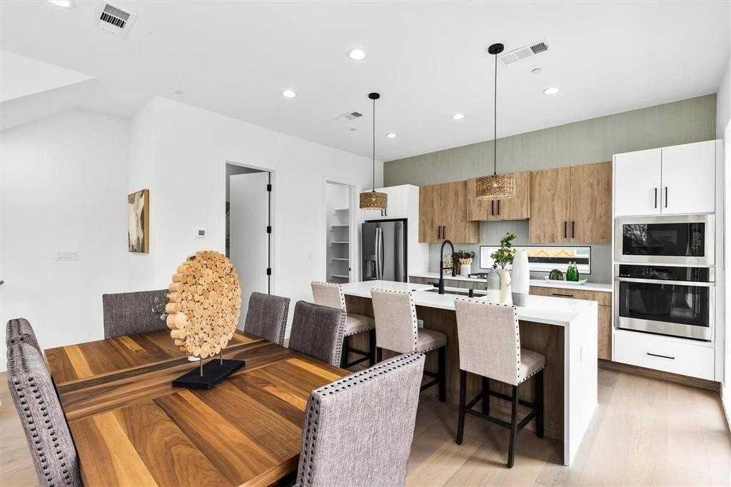 604 N Ewing Ave #107 - Photo 4 of 27