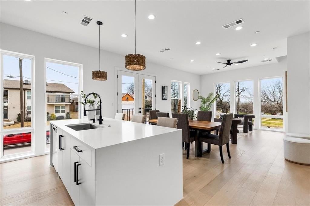 604 N Ewing Ave #107 - Photo 7 of 27