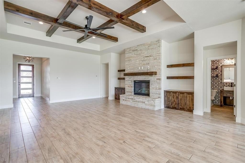 1221 Crown Valley Dr - Photo 6 of 37