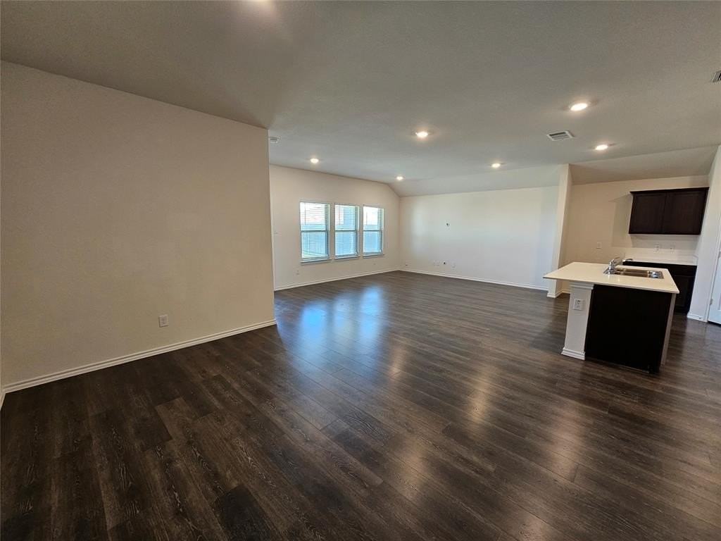 2220 Rosemary Way - Photo 7 of 33