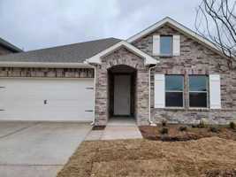 featured image of 2510 Lovegrass Ln