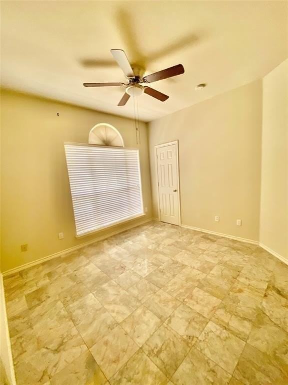 8004 Case Dr - Photo 5 of 23