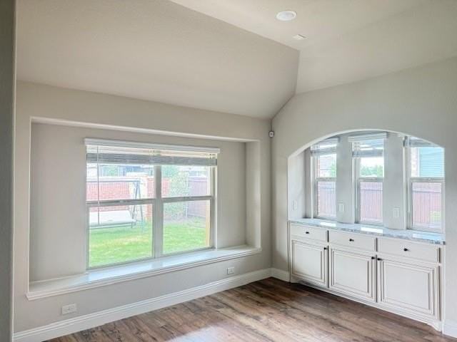 1009 Tree Shadow Ln - Photo 5 of 12