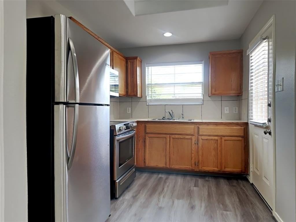 5513 Marina Dr - Photo 4 of 14