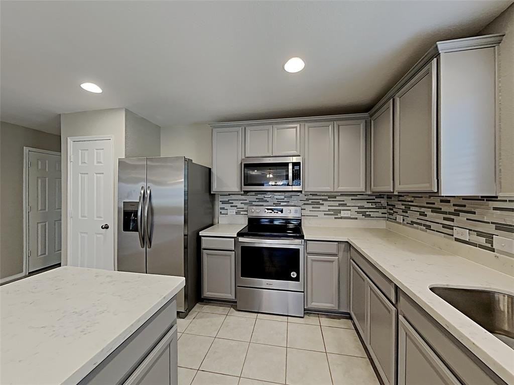 2220 Heaton - Photo 4 of 11