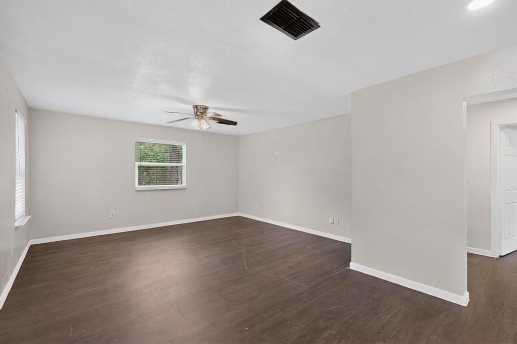 5011 Briar Patch Ln - Photo 7 of 36