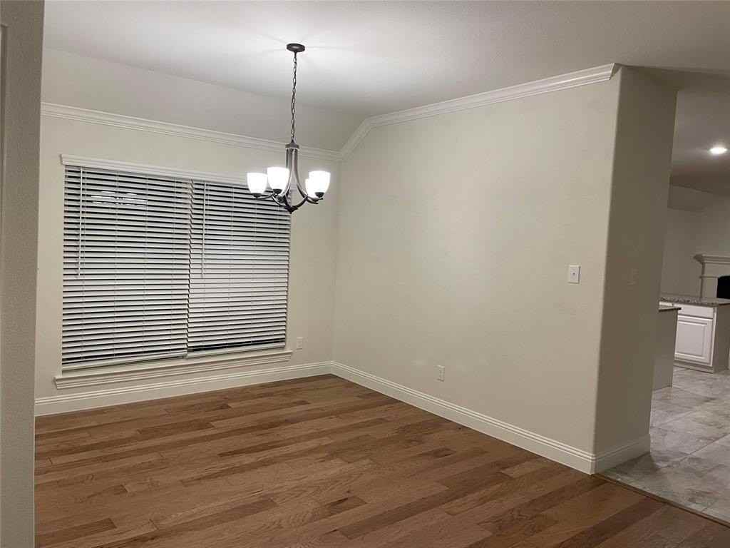10816 Brownwood Pl - Photo 7 of 18