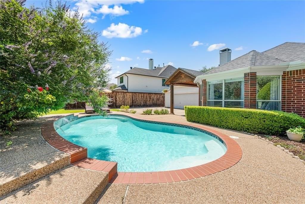 6944 Canyon Springs Rd - Photo 7 of 22