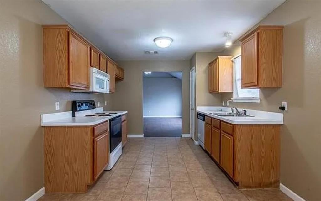 816 W Colony Dr - Photo 7 of 19