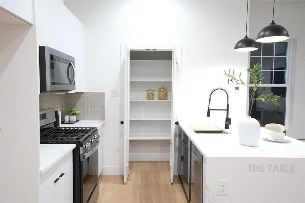 629 N Tyler St #105 - Photo 4 of 13