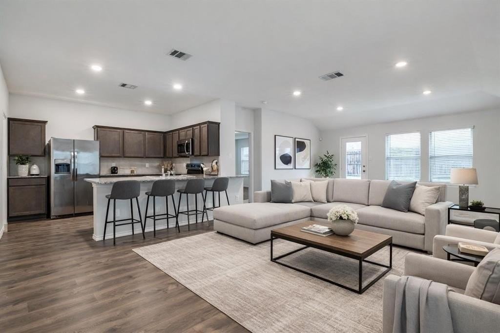 511 Silo Cir - Photo 3 of 19