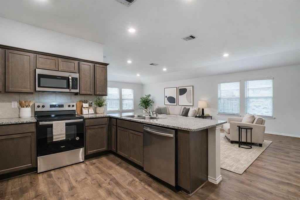 511 Silo Cir - Photo 4 of 19