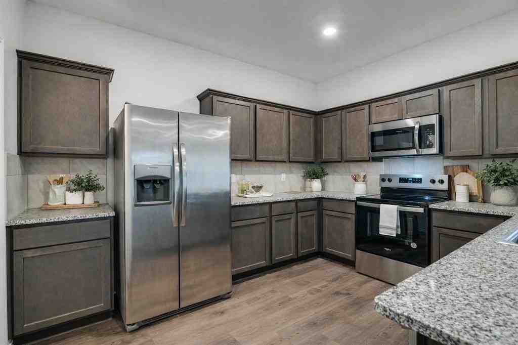 511 Silo Cir - Photo 5 of 19