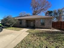 202 Chestnut Dr #C - Photo 1 of 1