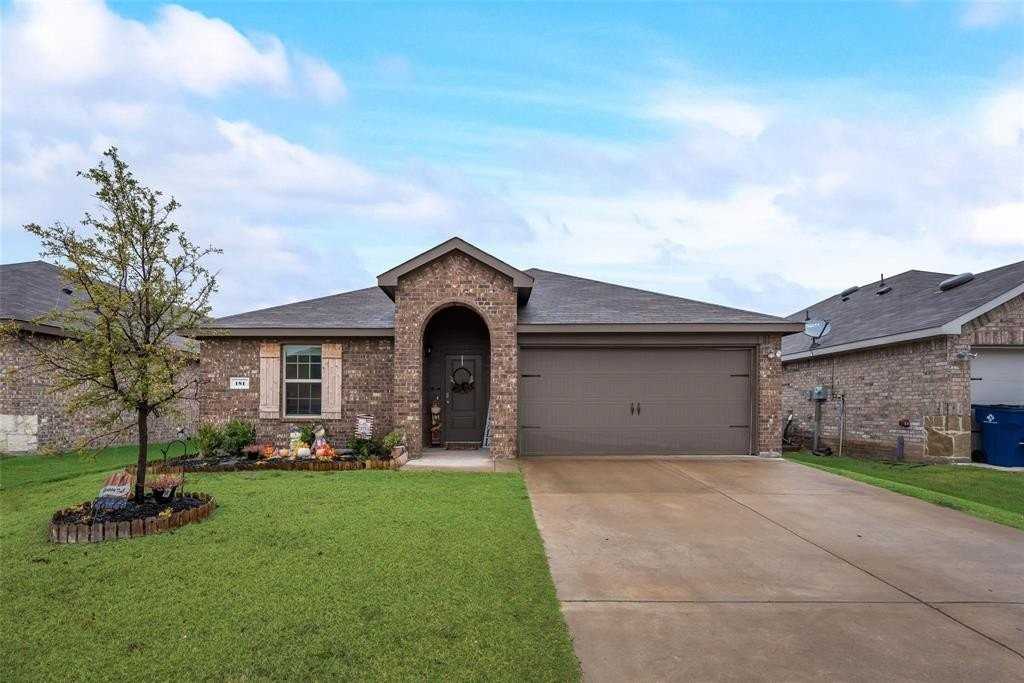 181 Seabiscuit Dr - Photo 2 of 23