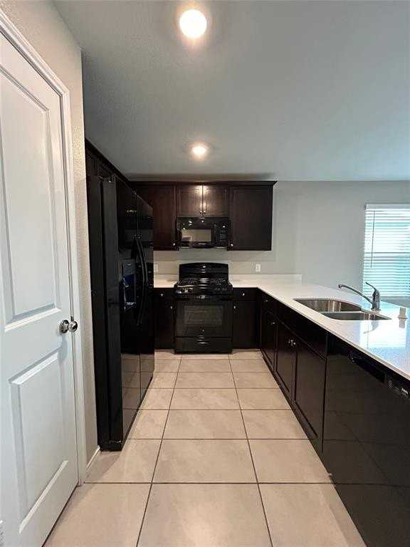 8428 Fawn Creek Dr - Photo 4 of 16