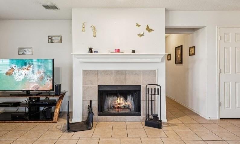 1609 Brandon Dr - Photo 6 of 7