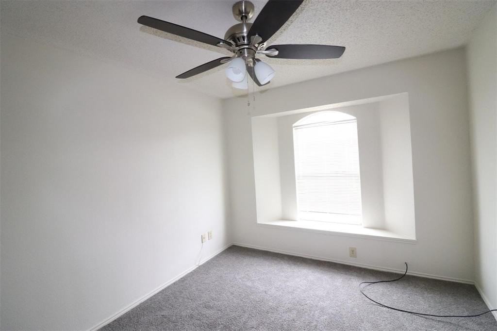 1101 Valley Branch Dr - Photo 5 of 10